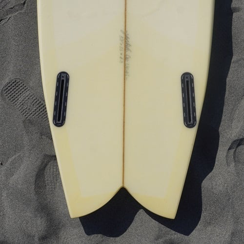 中古ボード】CEANO SURFBOARDS マンティス 5'8” ツイン 中古ボード】CEANO SURFBOARDS マンティス 5'8” ツイン