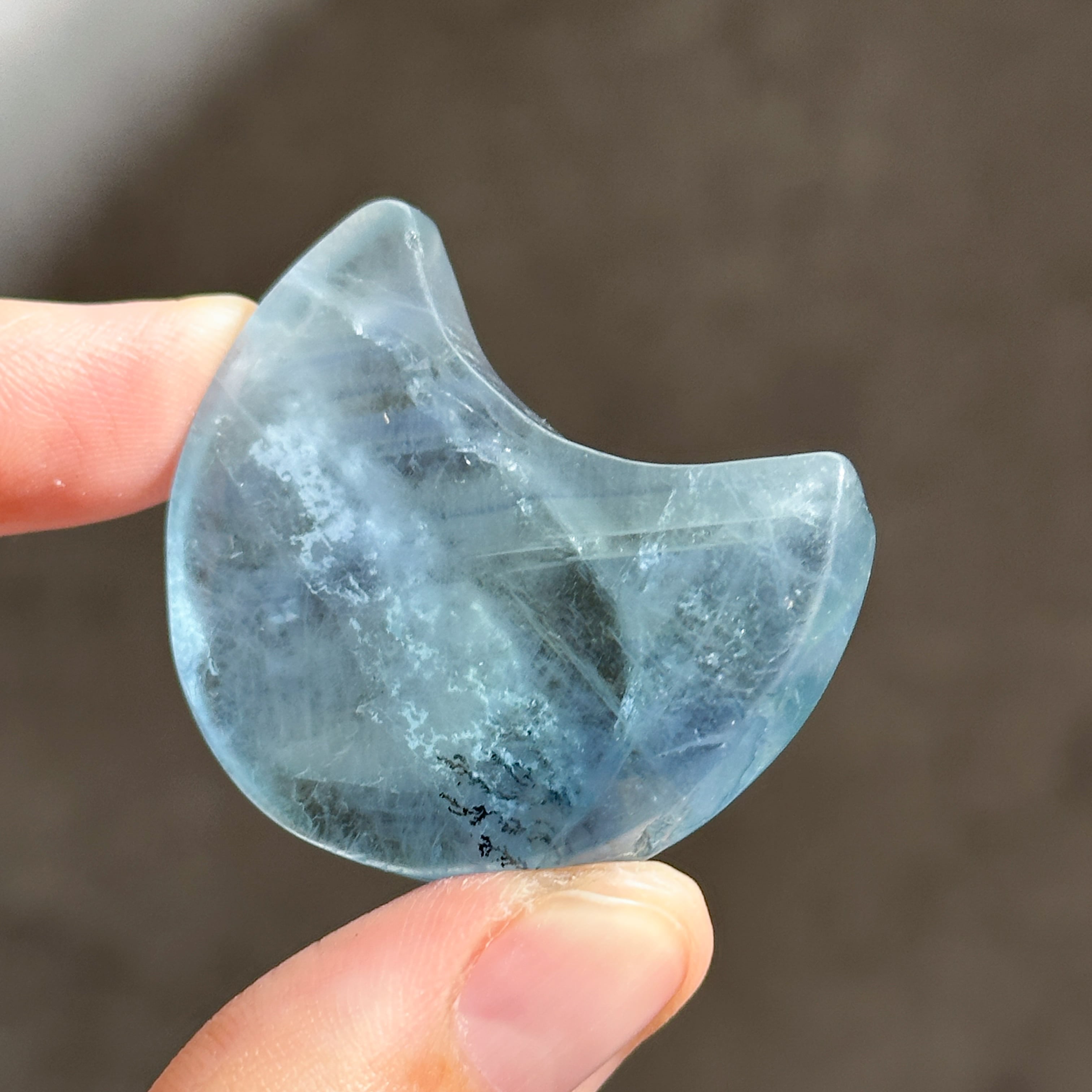 フローライト　146g ブルーフローライト 三日月14◇ Fluorite ◇天然石・鉱物