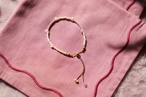 包み合う記憶｜淡水パールブレスレット｜ D