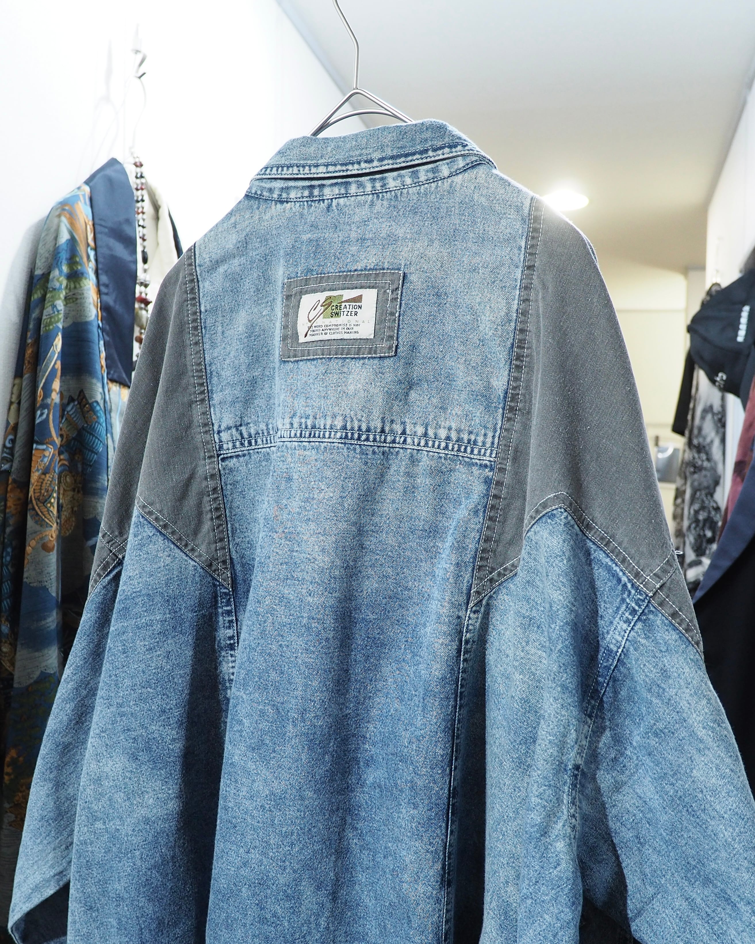 1990s Switching Panel × Camouflage pattern vintage loose Denim shirt
