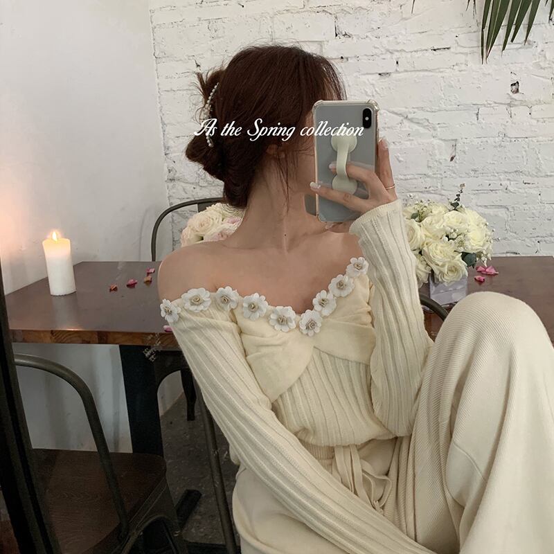 ニットセーター スリムショートFlowerデザイン トップス スプリングシャツ 春物 フラワーデザイン ブラックストロベリース83901167086