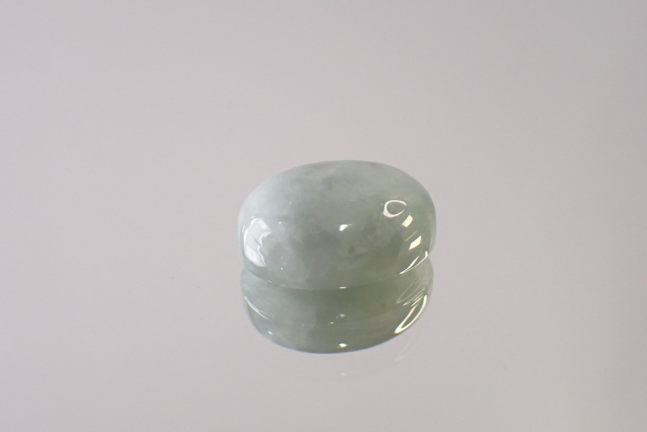 ジェダイト(翡翠)　ビルマ産　8.22ct　[C4‐1036]