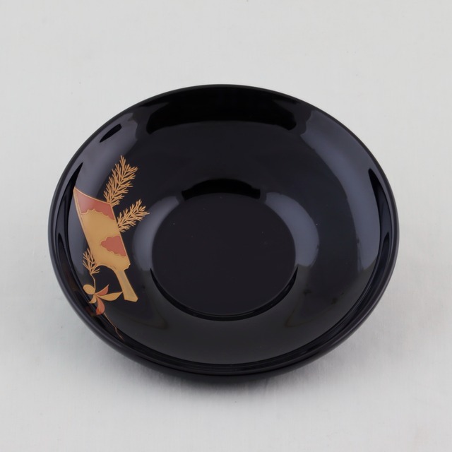 1617  輪島塗　茶托／4.2ダルマ形／黒塗／五節句蒔絵／五枚組