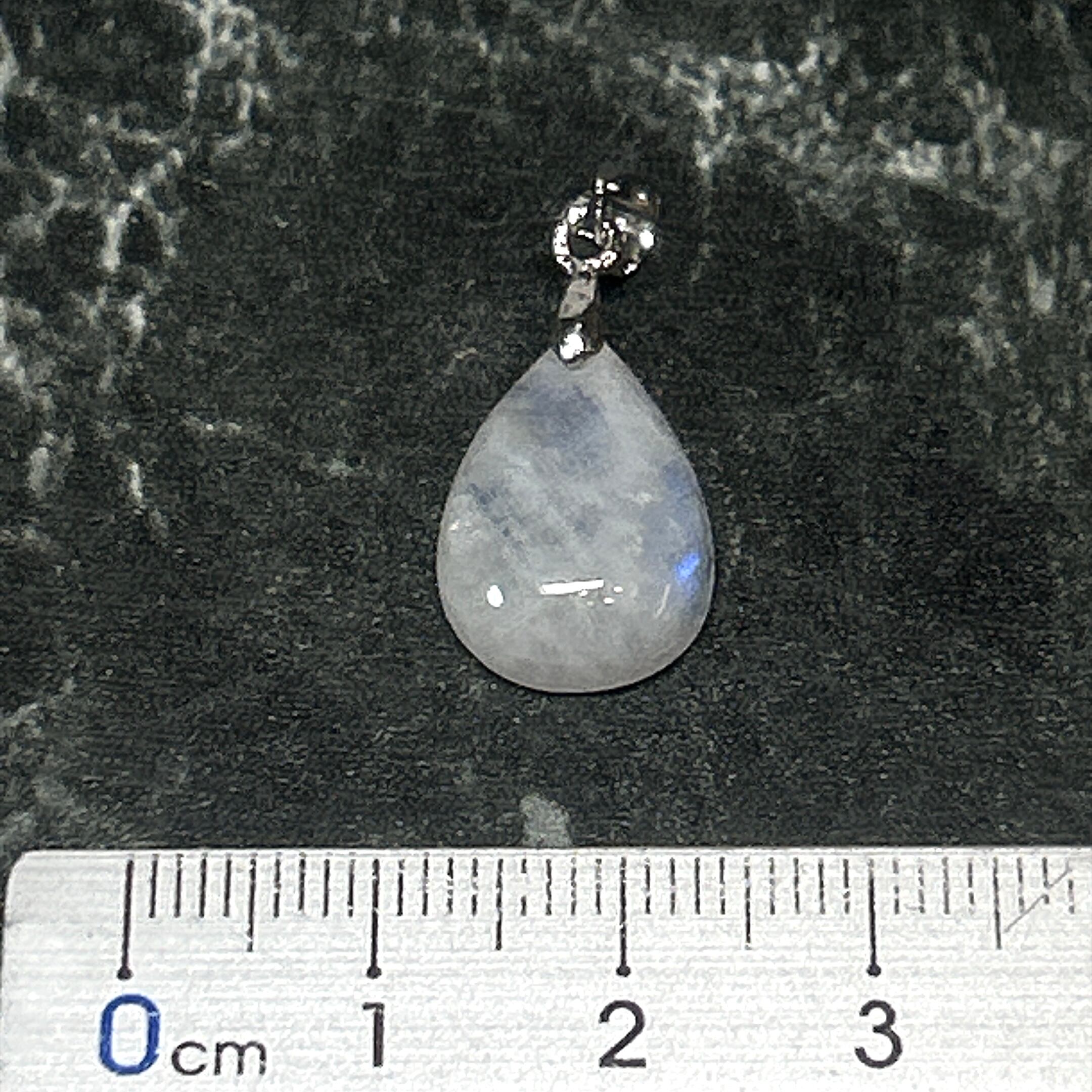101437】レインボームーンストーン ブルーシラー ペンダント moonstone