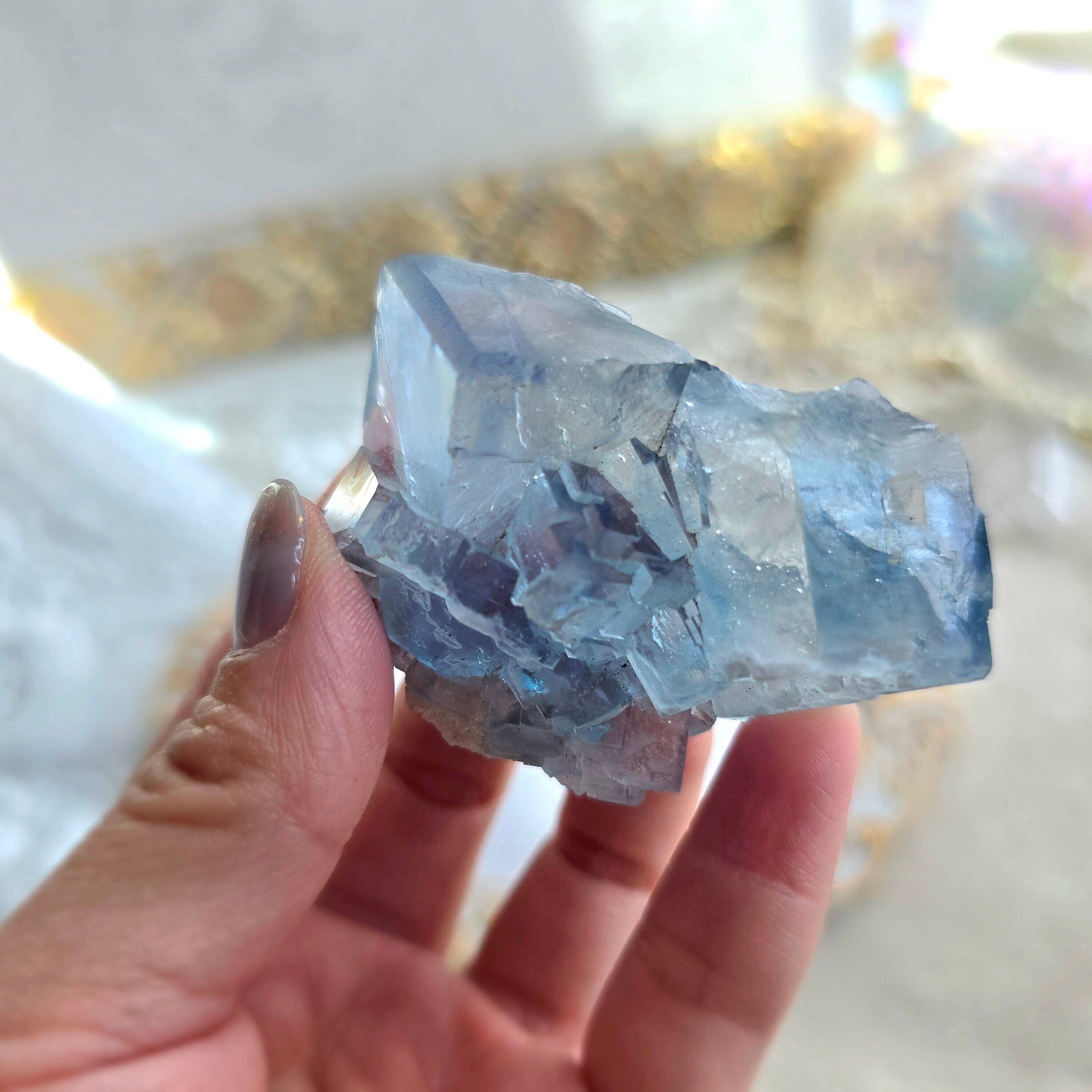 シャンファーリン産フローライト キューブ 原石 ✴ Fluorite
