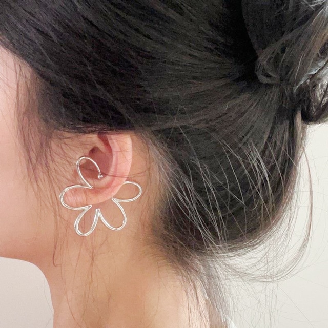 【再入荷】EC1001 -  Daisy Ear cuff