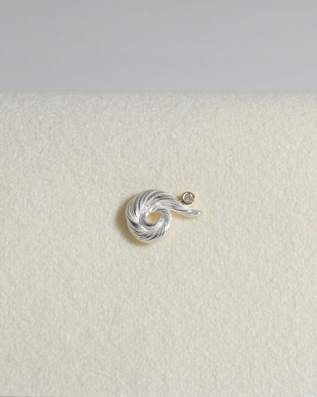 Diamond Stud Pierce 01