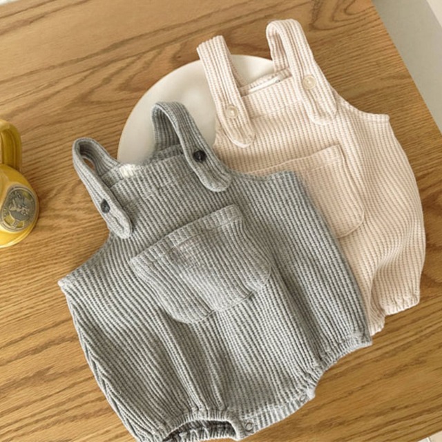 【BABY】春作ストライプ編みサロペットロンパース&帽子