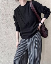 Deep u-neck knit & Vest T20348