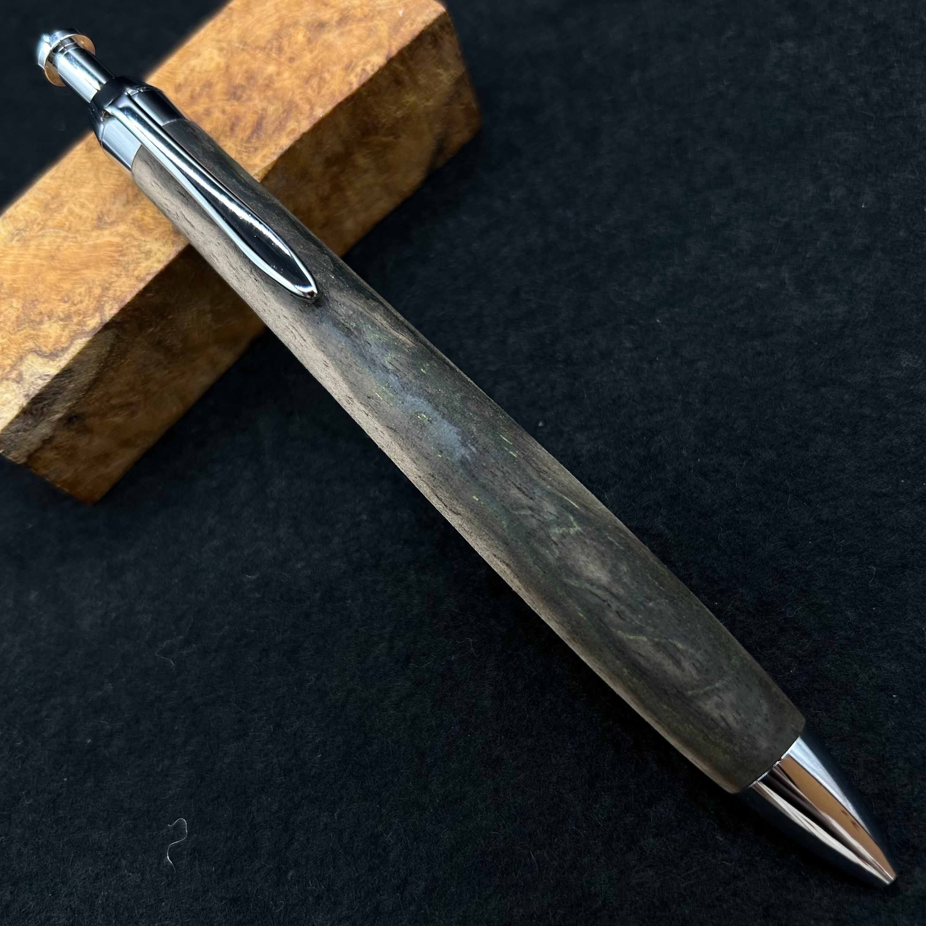 104 ペン工房翌檜　特上　黒柿　孔雀杢　木軸シャーペン　木軸ボールペン 104 ペン工房翌檜 特上 黒柿 孔雀杢 木軸シャーペン 木軸