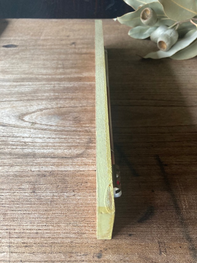 木製の古い壁掛け　温度計