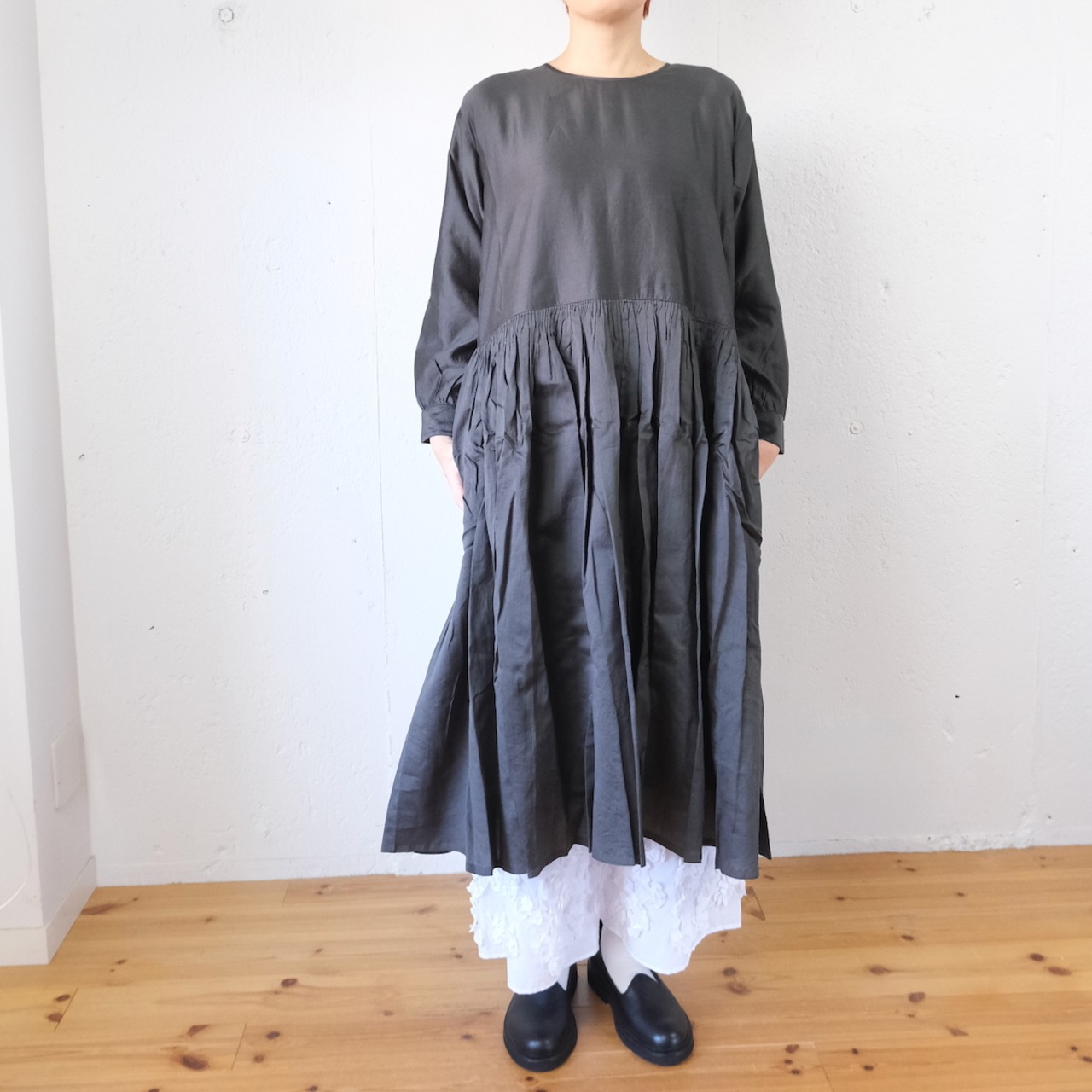 maison de soil (メゾンドソイル) コットンシルク ラジャスタンタックギャザー ドレス