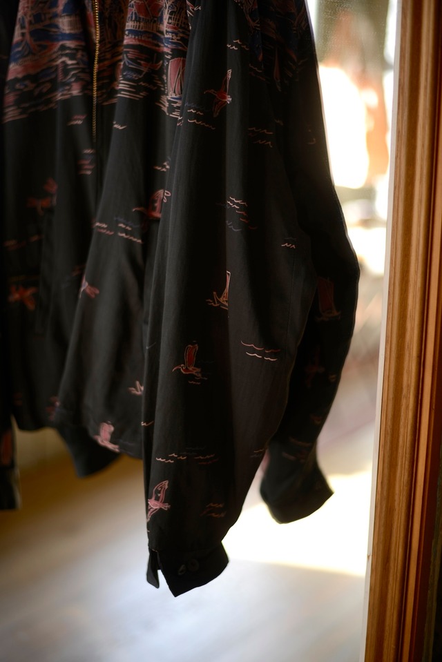 NICENESS /B.MAXIM PORT PRINT GABARDINE JACKET FADE BLACK