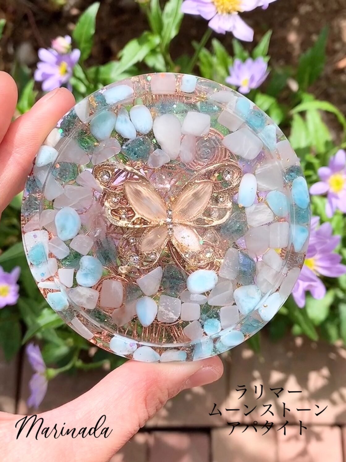 癒しのオルゴナイト❤️エメラルド＋ペリドットのハート型♡ 癒しの