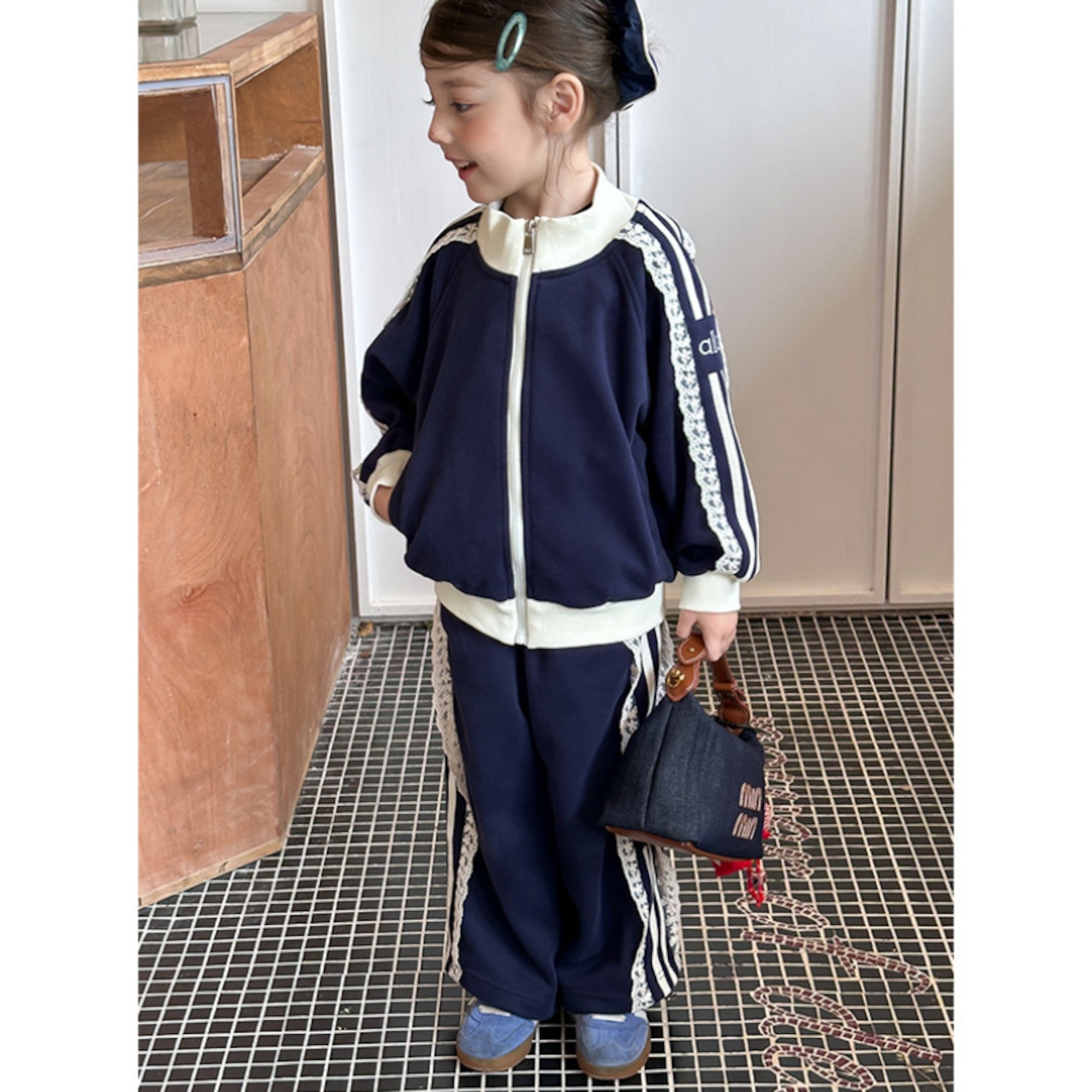 秋サイドレースジャケットパンツセット