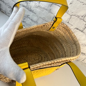 【最終処分SALE】LOEWE ロエベ ストローバッグ  ハンドバッグ イエロー A-8992