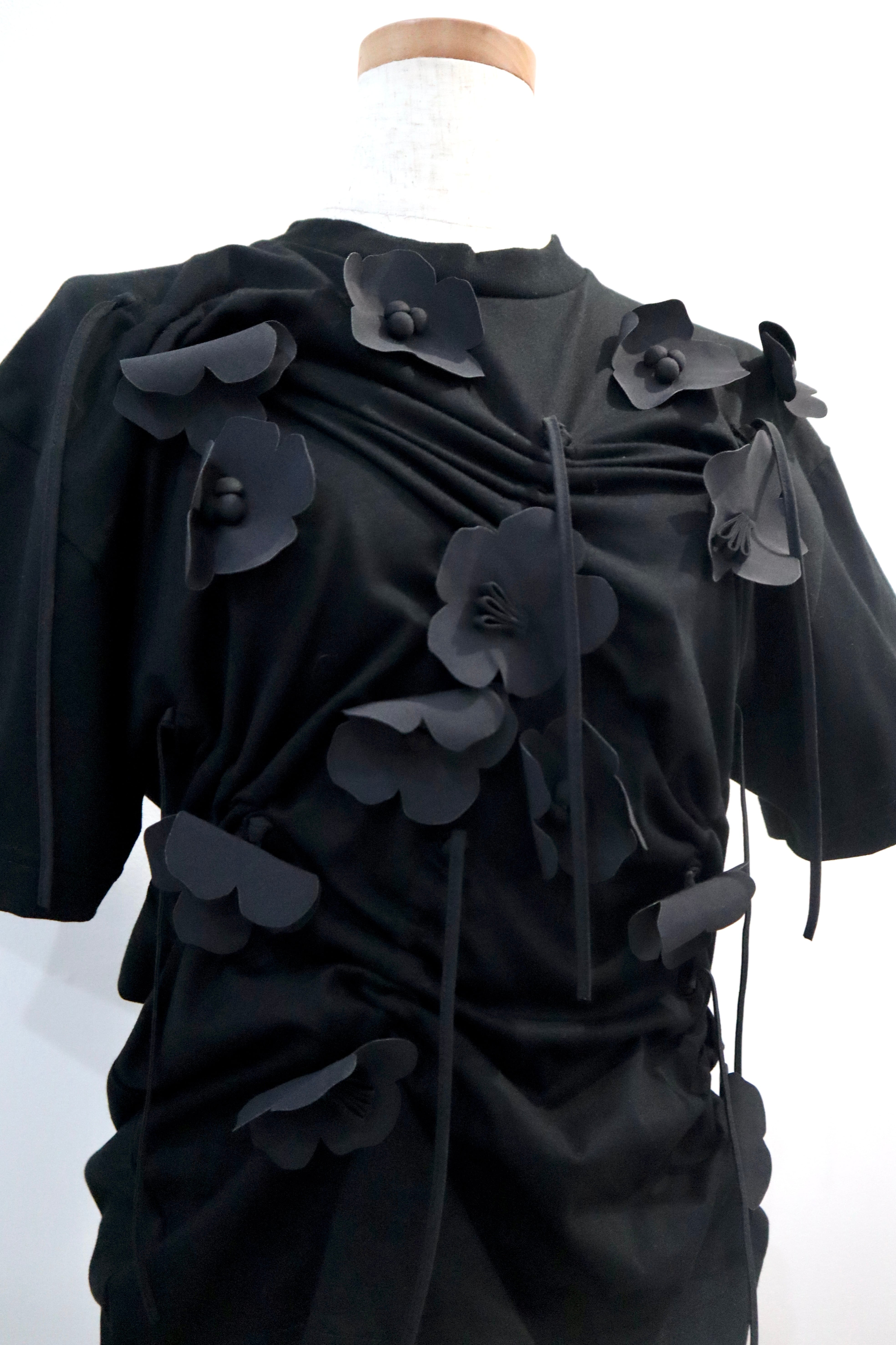 RIV NOBUHIKO】ANTHE FLOWER T-SHIRT | TOLMA.