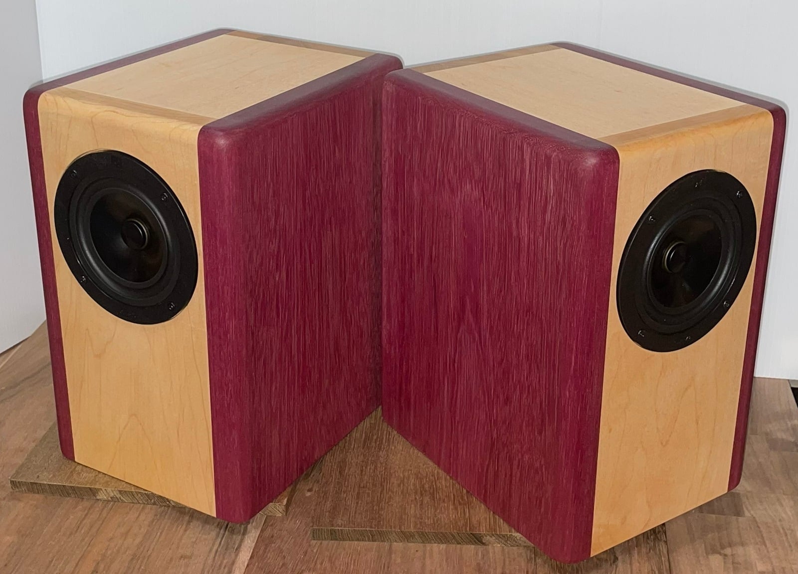 JuveAcoustics ユーヴェ アコースティクス