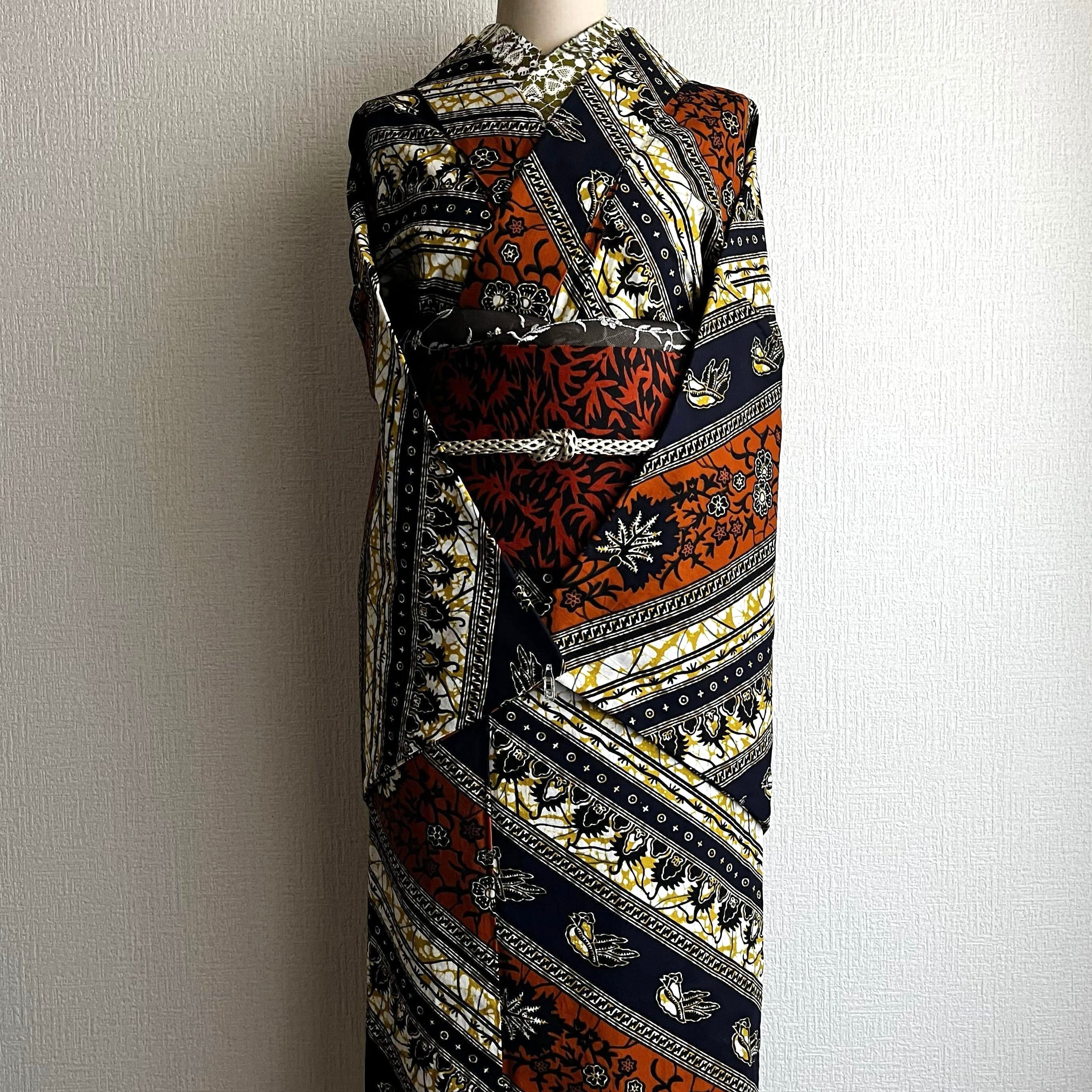 AFRICAN CLOSET