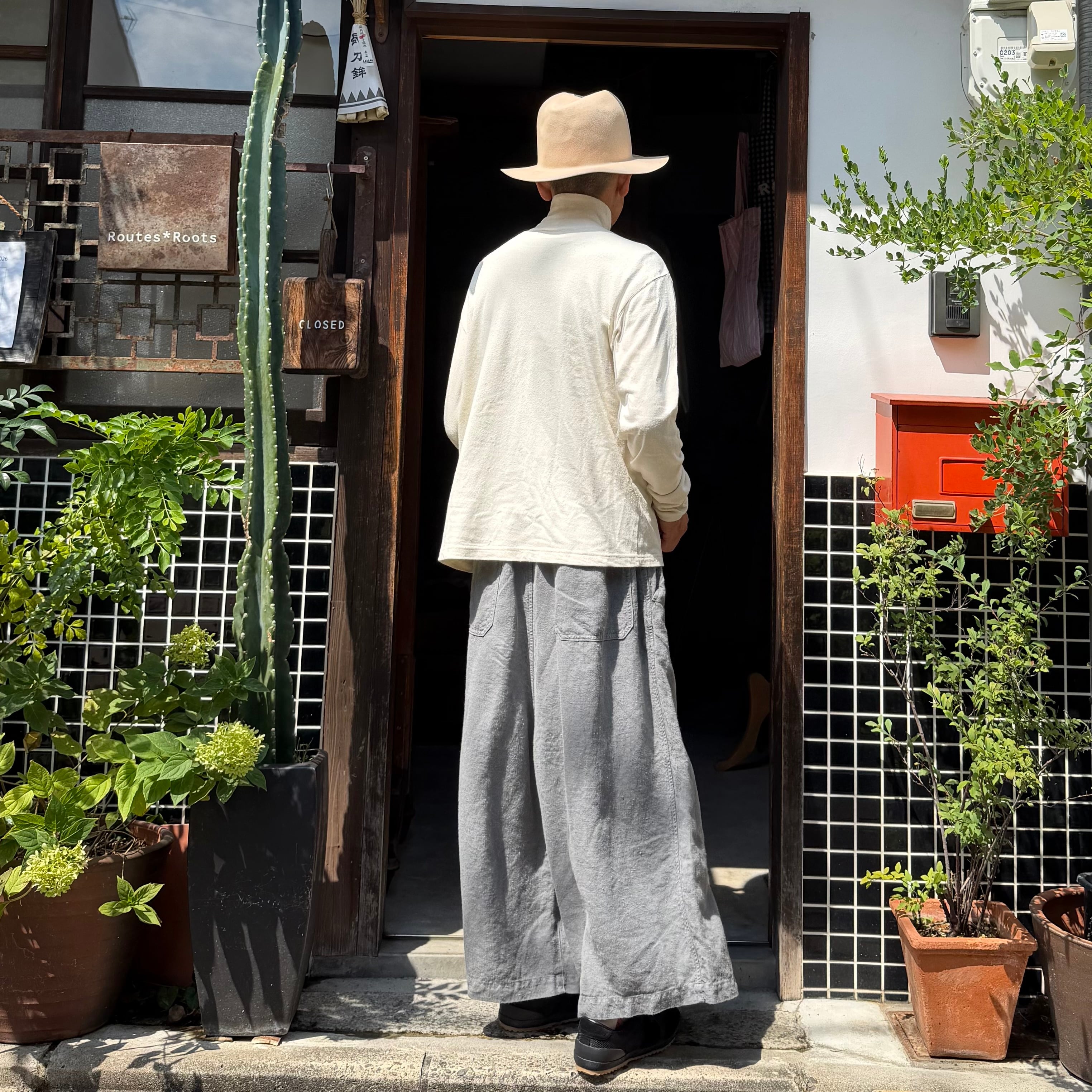 MITTAN PT-138 起毛大麻ワイドパンツ 薄炭 | Routes*Roots