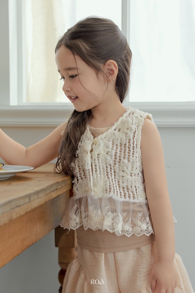 【5/11〆予約】<Roa>  Pure lace vest
