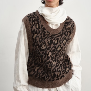 Leopard Pattern Knit Vest T3631