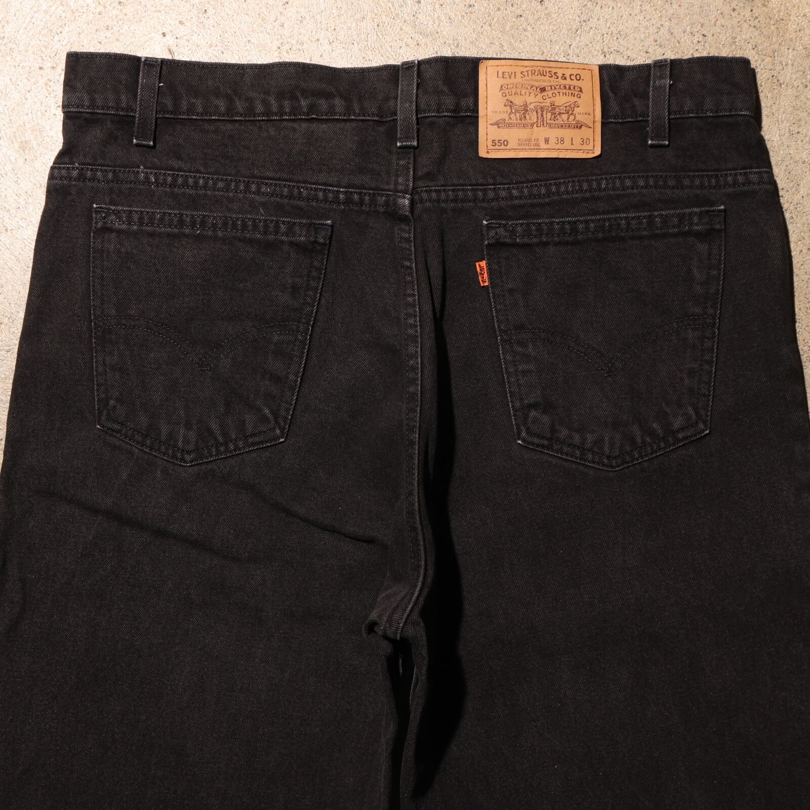 極美品 32×30 Levi's550 USA サルファーブラック デニムパンツ