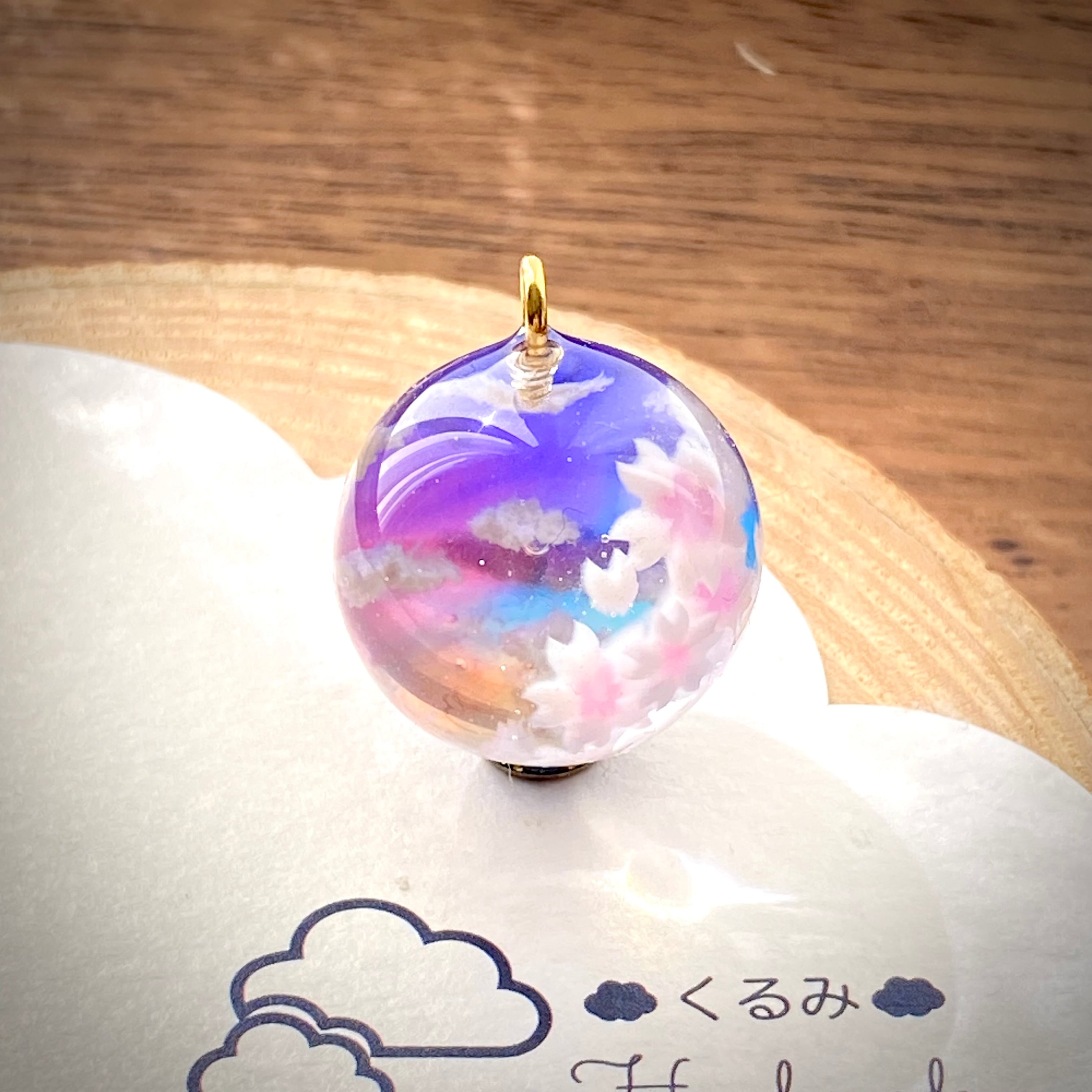 雲＆空ペンダント まん丸 夕暮れ空と桜