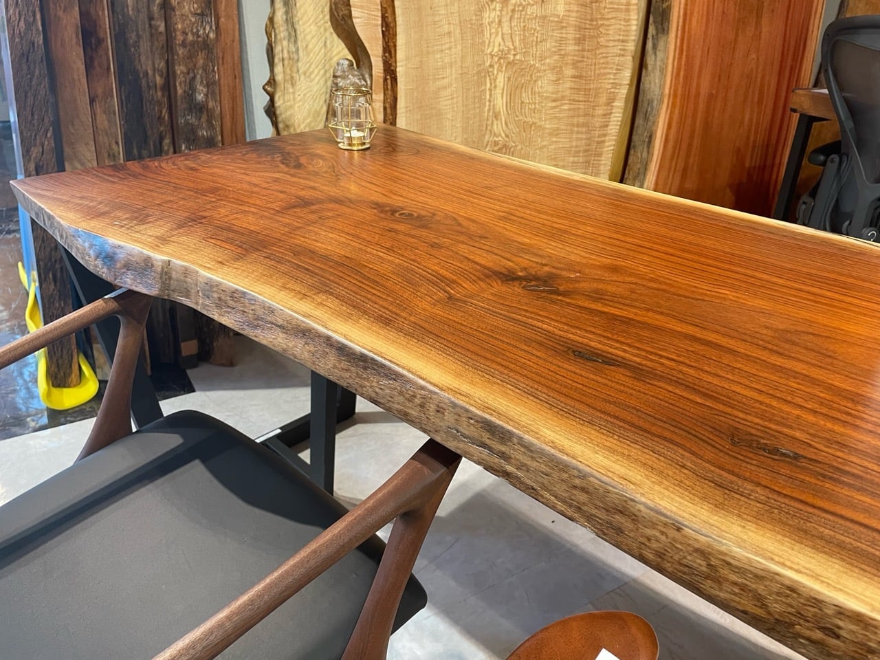 ウォールナット_2550×650-720-740×45_青山店_テーブル天板/一枚板