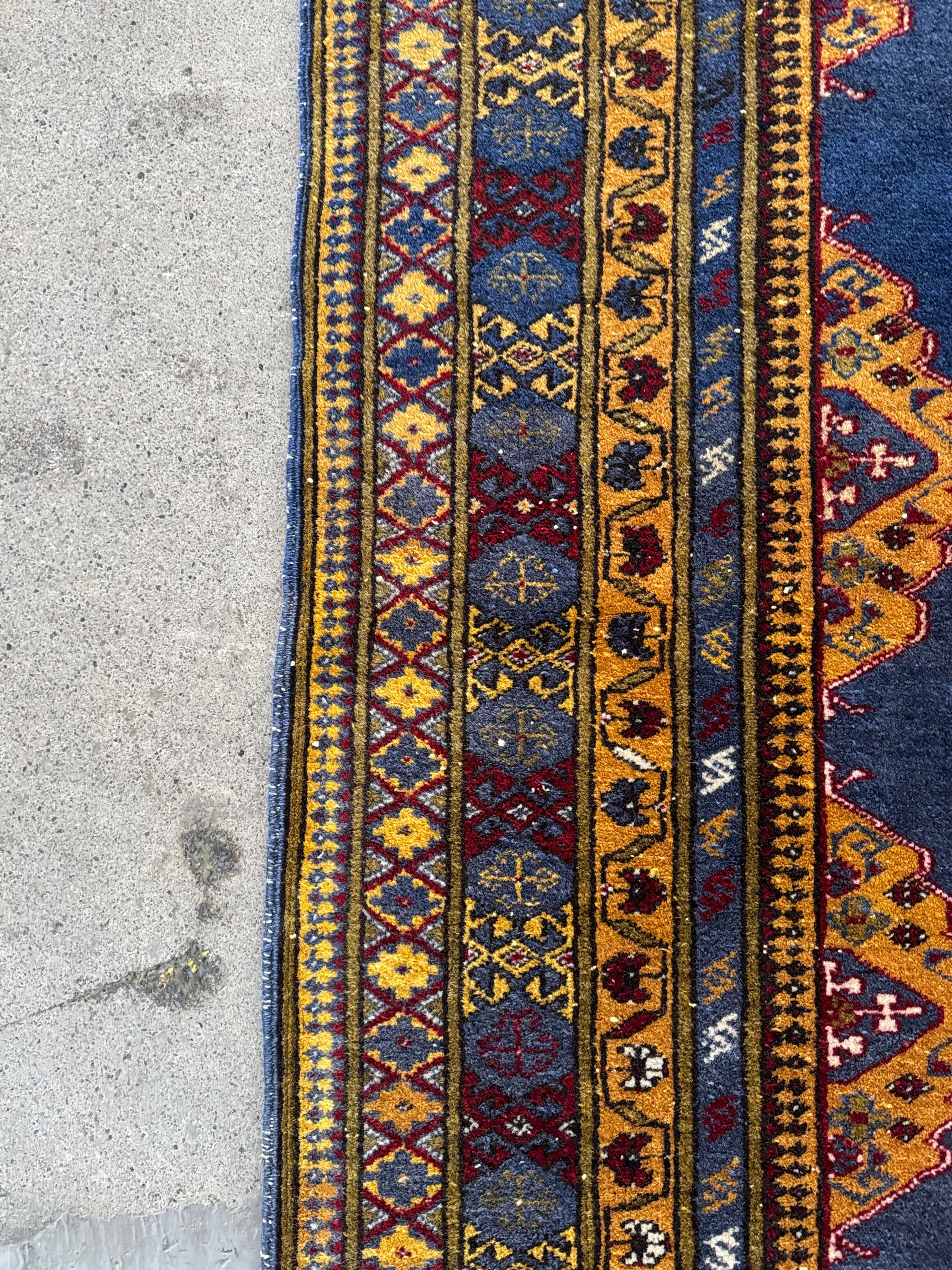 ヴィンテージラグ　トライバルラグ　パキスタン 送料込み】ヴィンテージ パキスタンラグ トライバル絨毯 106x157