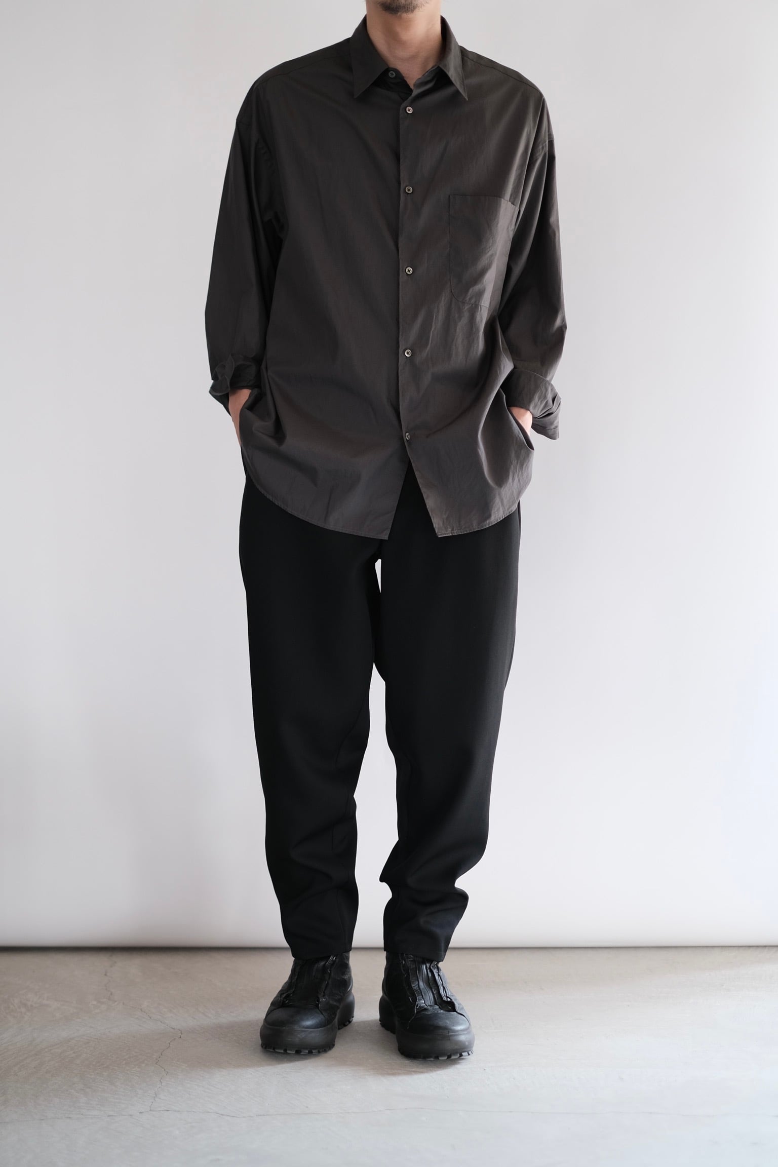 Graphpaper / Scale Off Wool Slim Chef Pants | LIVING