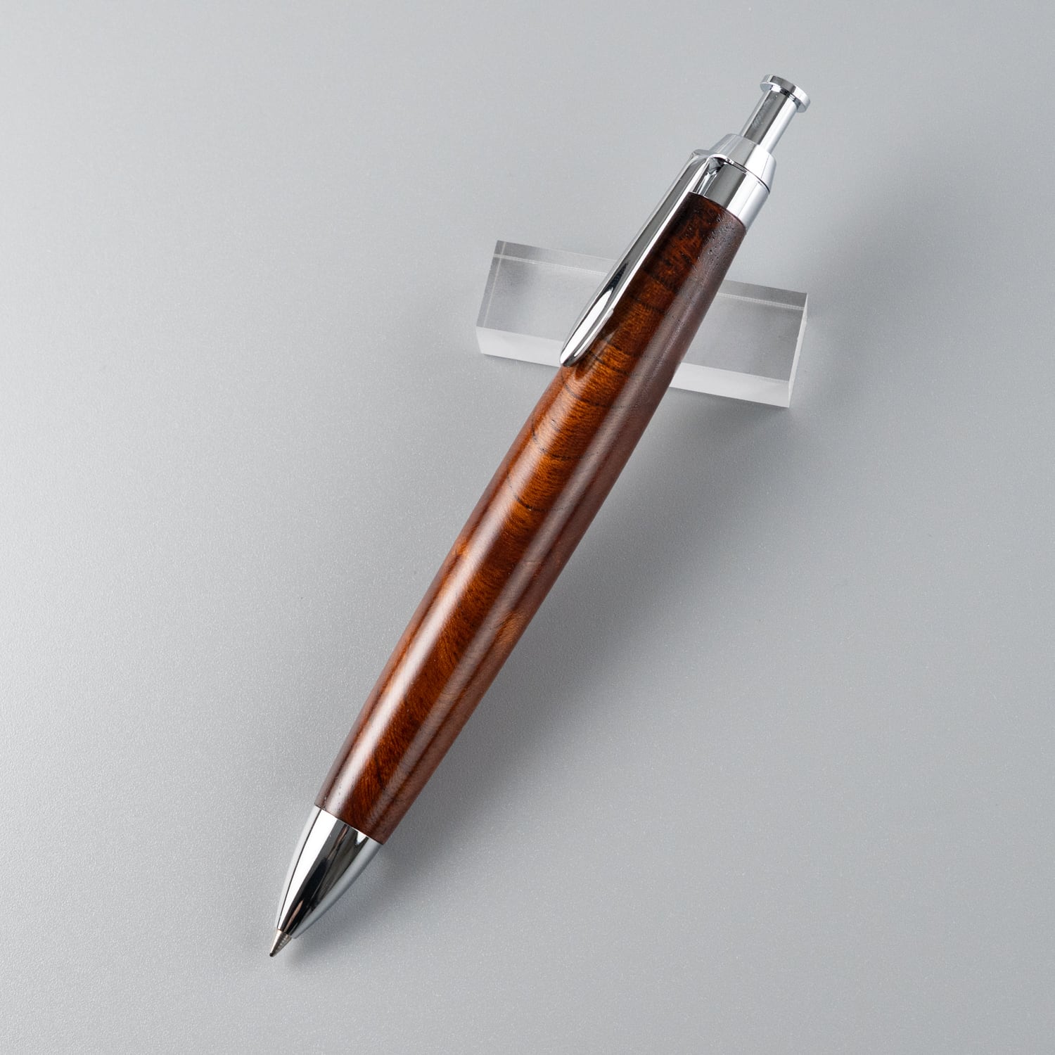 新発売】欅（けやき） 漆塗り 上杢 / ノック式木製ボールペン / Penman