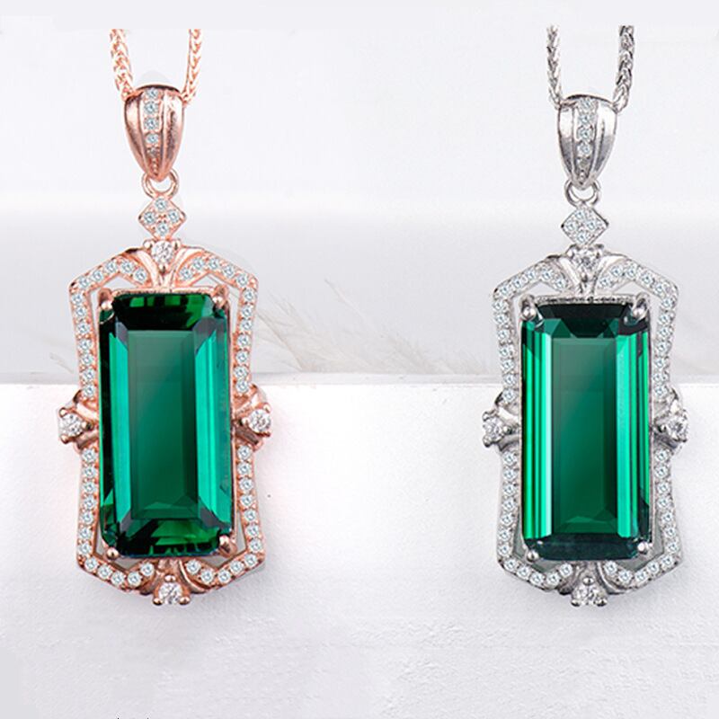 Ｋ１８ 天然水晶とトルマリンのペンダント K18 天然水晶とトルマリンのペンダント