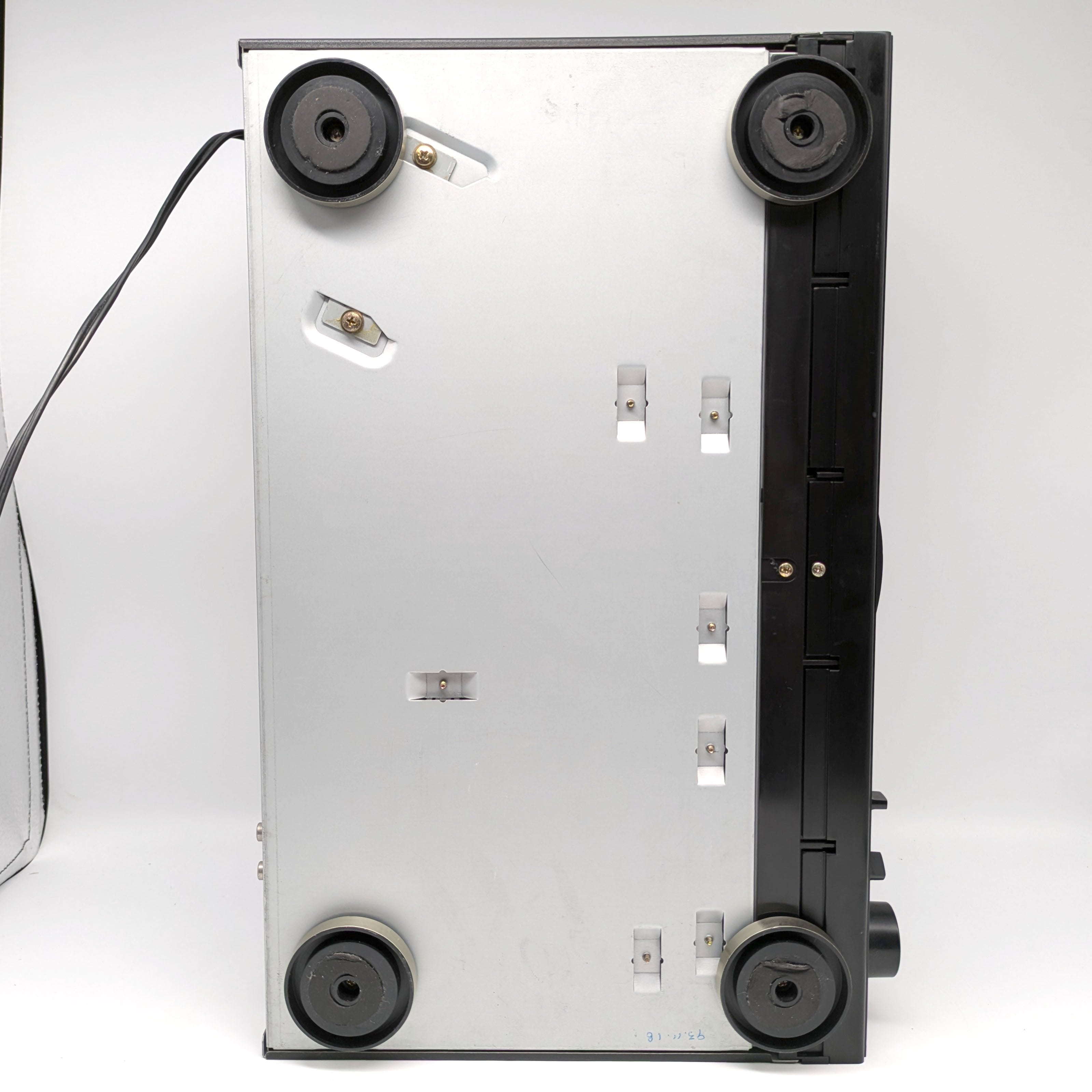 TEAC(ティアック)・ステレオカセットデッキ・V-1010・音出し確認済・No
