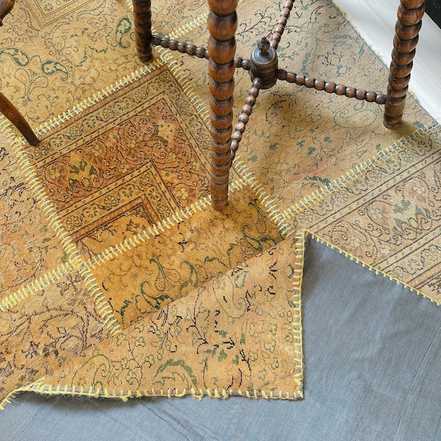 トルコ ヴィンテージラグ TR011 | カイセリ(パッチワーク) | 121cm × 186cm