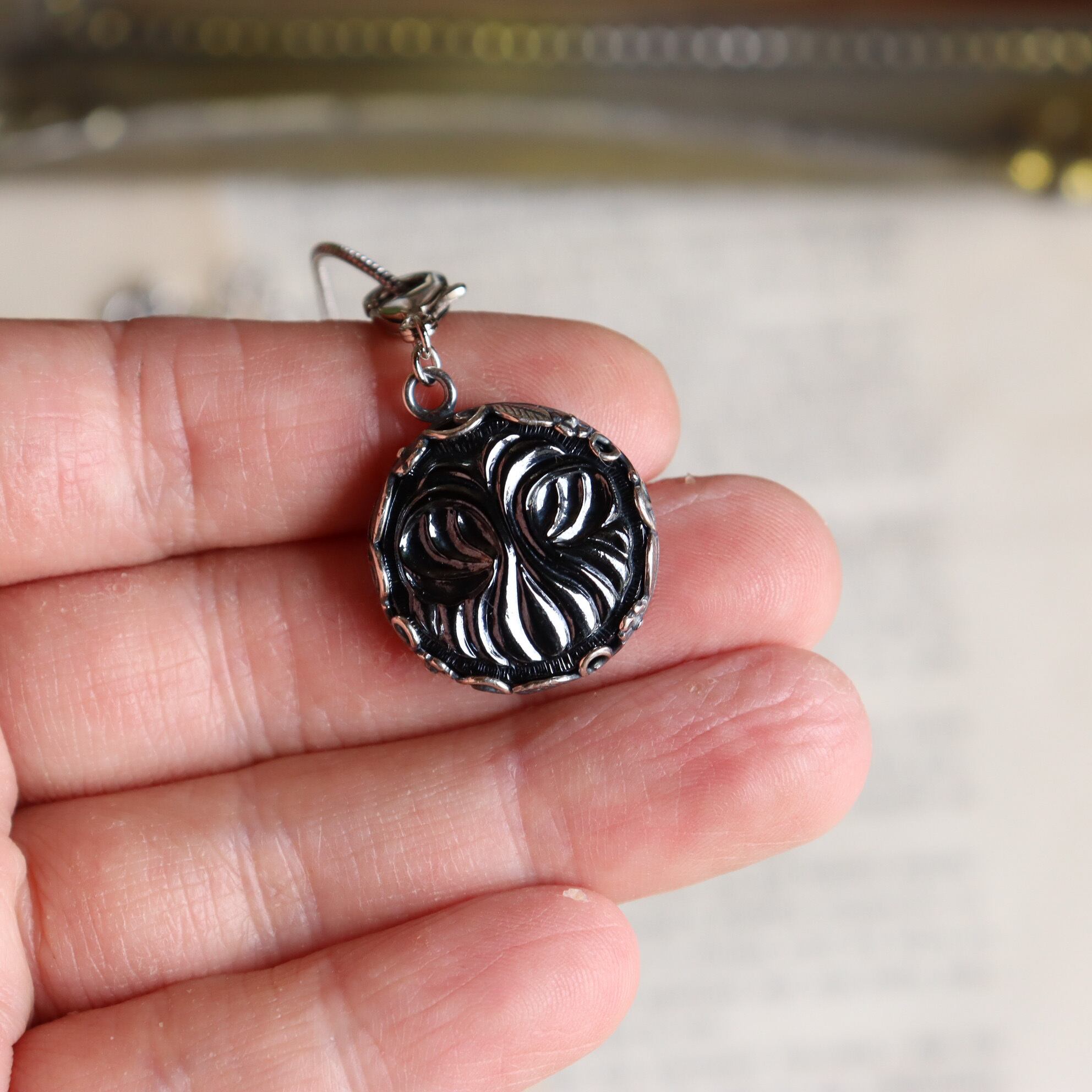 蔦ネックレス　ネックレス Ivy Pendant 蔦ペンダント K18ゴールド ミディアム ダイヤ 231,000JPY