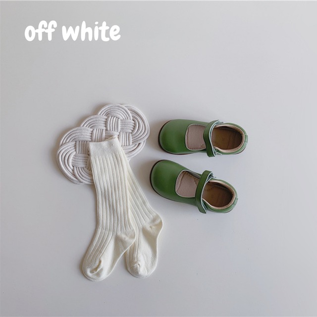 【即納】シンプルな無地単色カラーのハイソックス