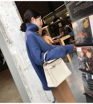 タートルネック　オーバーニット　AJ11009-9657