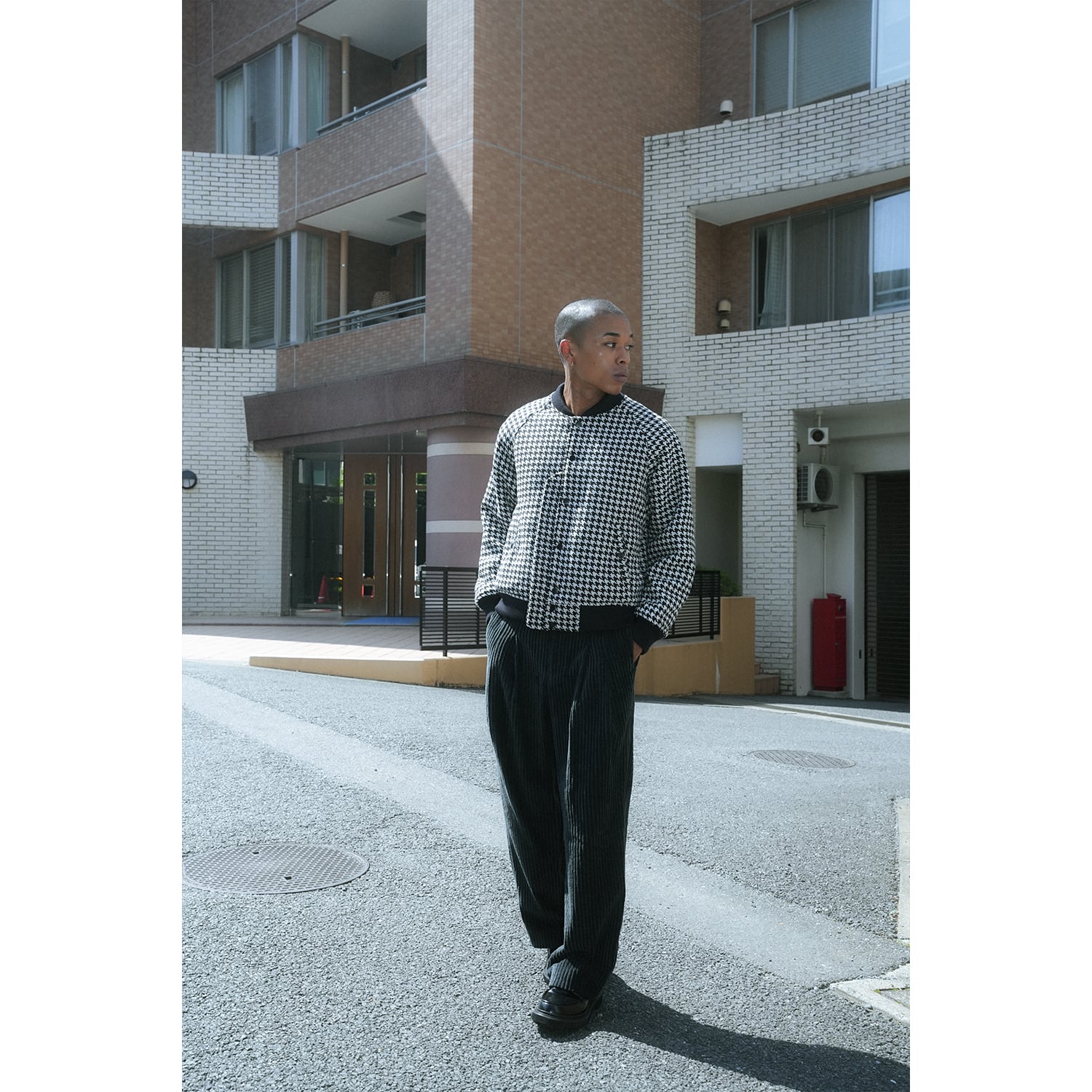 UNEEK BASEMNT - Discover independent style.