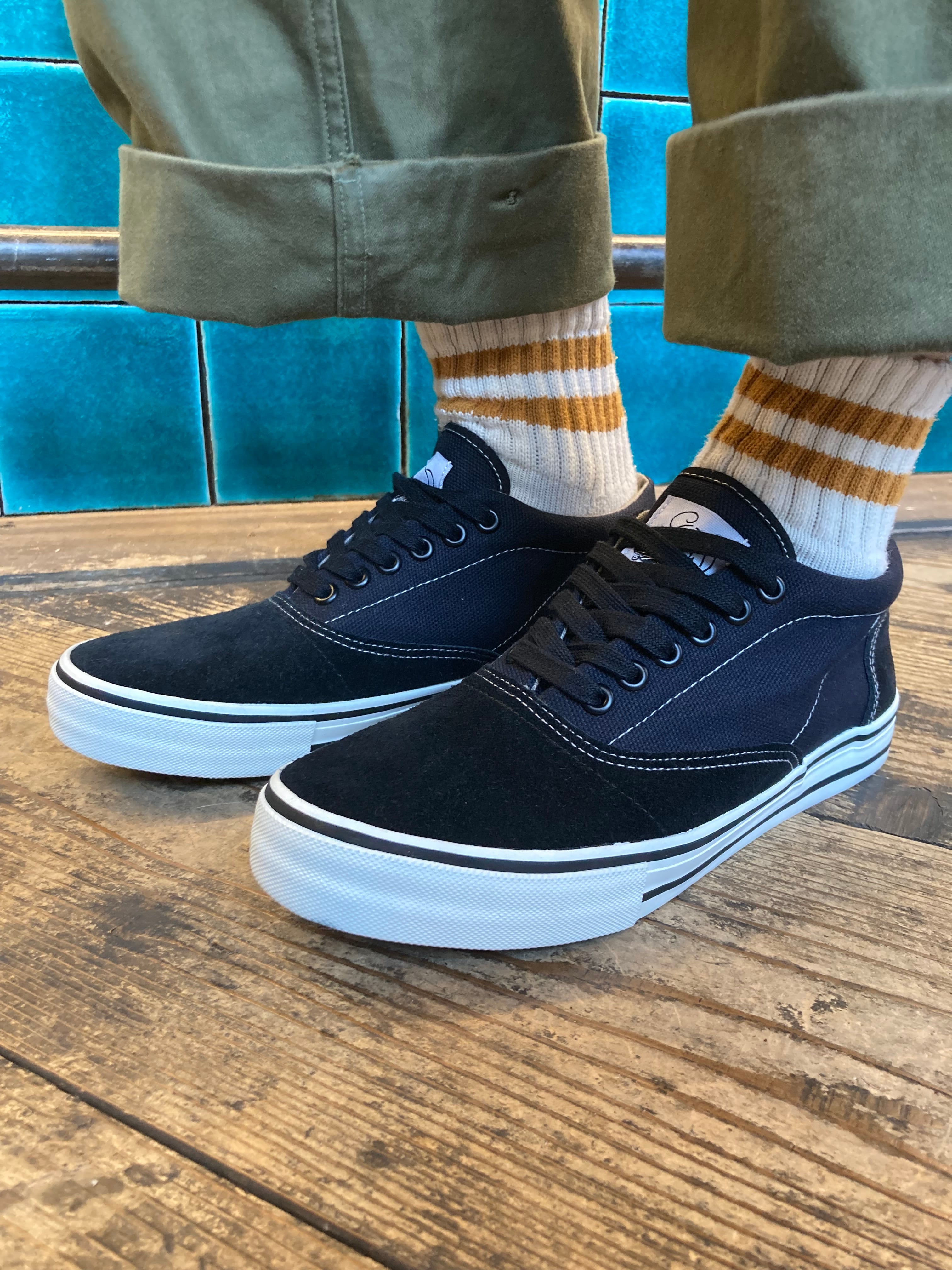 POSSESSED SHOE “BONELESS ONE“ | DAVIDE Vintage Storage