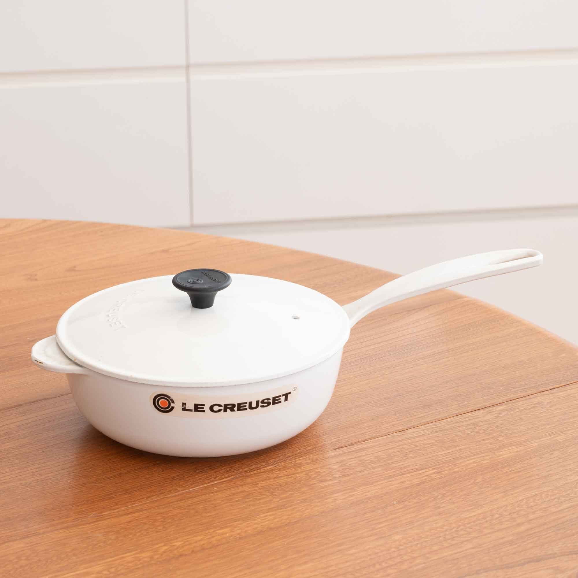 ビンテージ　ル・クルーゼ　LE CREUSET　ホワイト　サイズ２１　ソースパン　　新品・未使用品です。