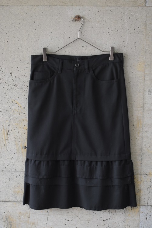 hem ruffle skirt