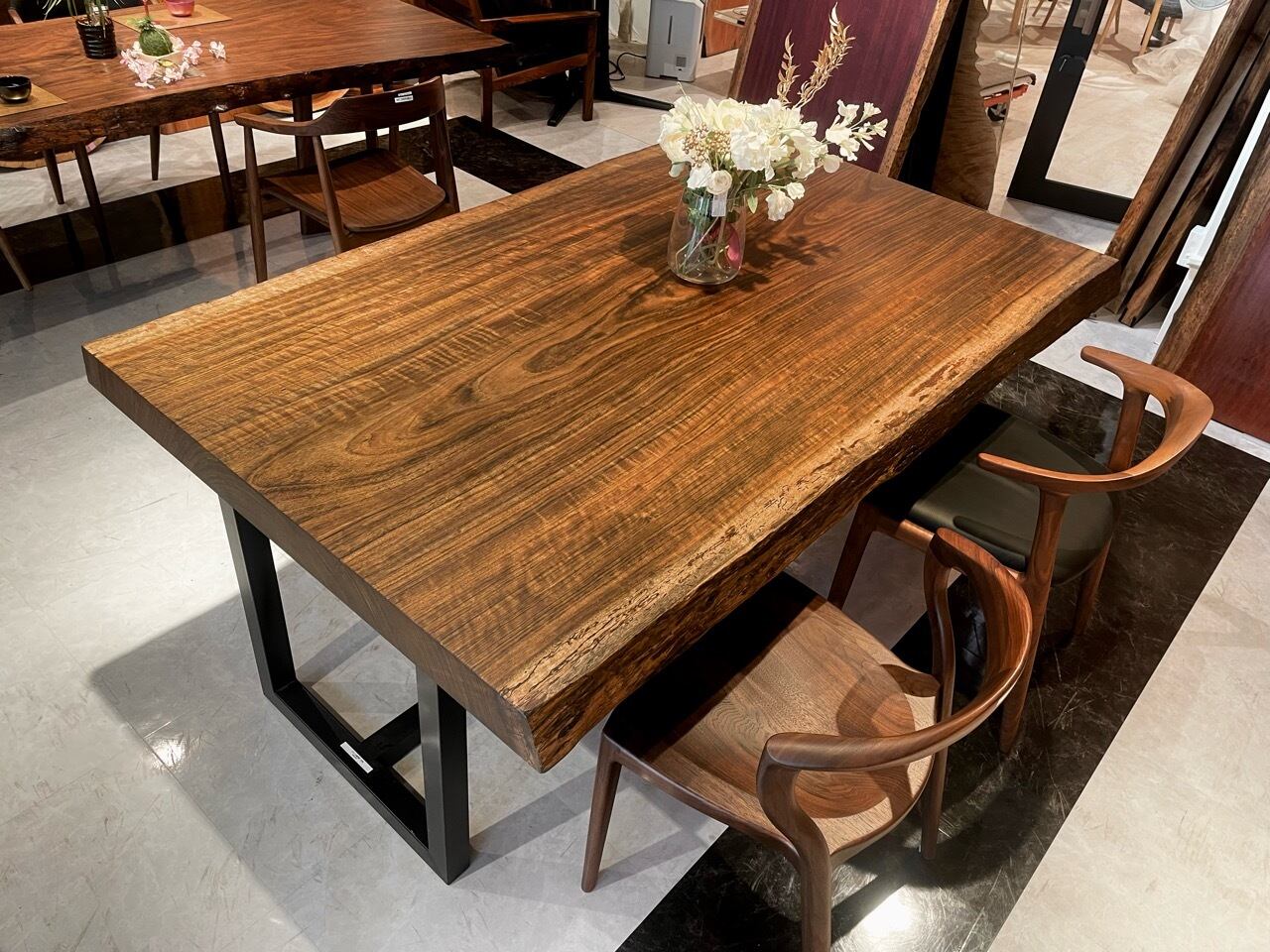 全面杢】オバンコール_1800×1000‐1100×80_横浜元町店_テーブル天板/一