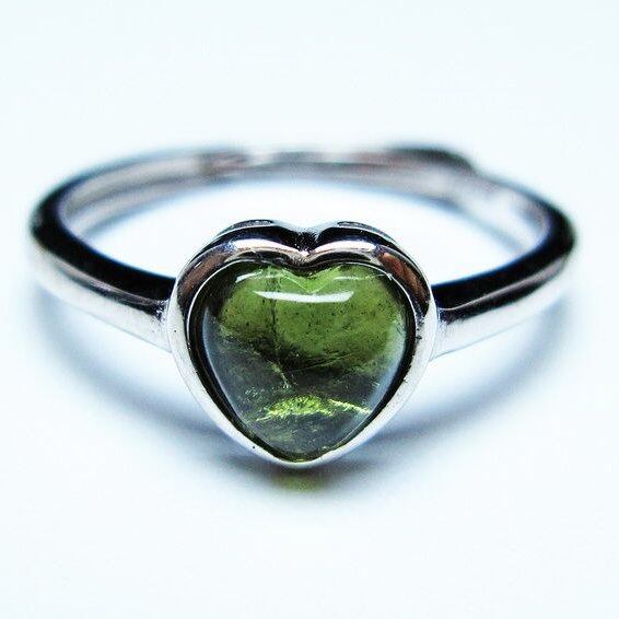 モルダバイト リング モルダウ石 指輪 ハート フリーサイズ 14号 一点物 メール便可 [M便 1/20] 199-647