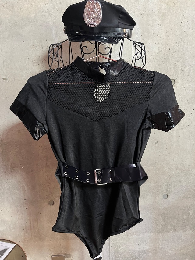 ポリスコスチューム