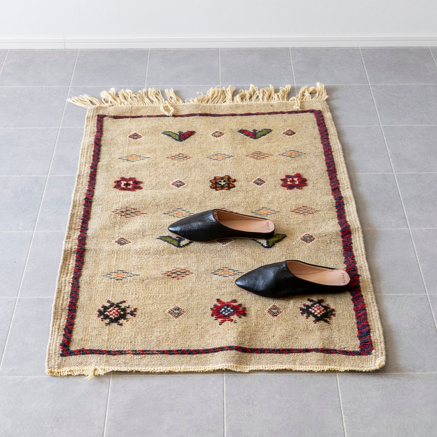 Afhnif アフニフ | SOMME