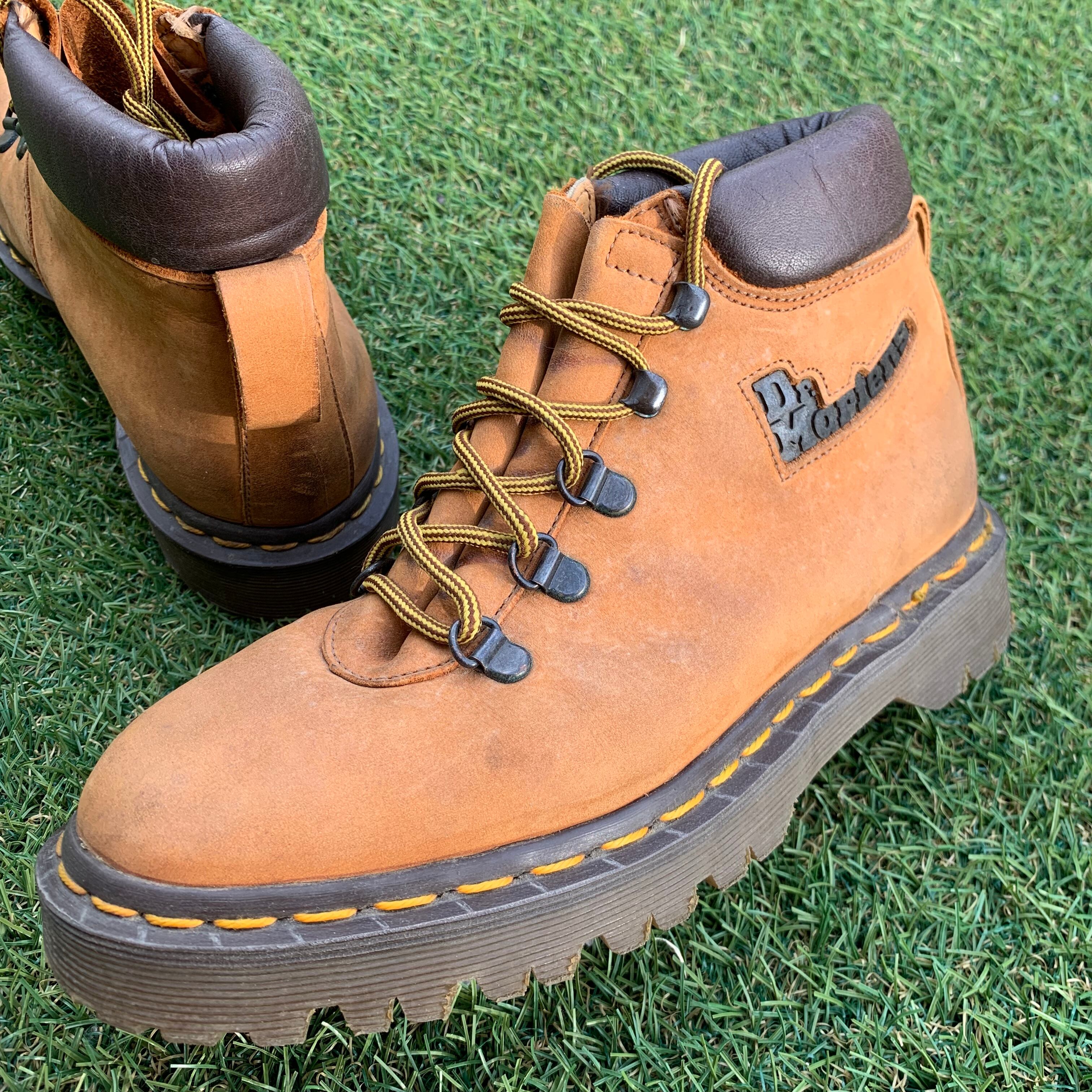 [美品] Dr.Martens トレッキング　シューズ　26cm Dr.Martens スエードトレッキングシューズ