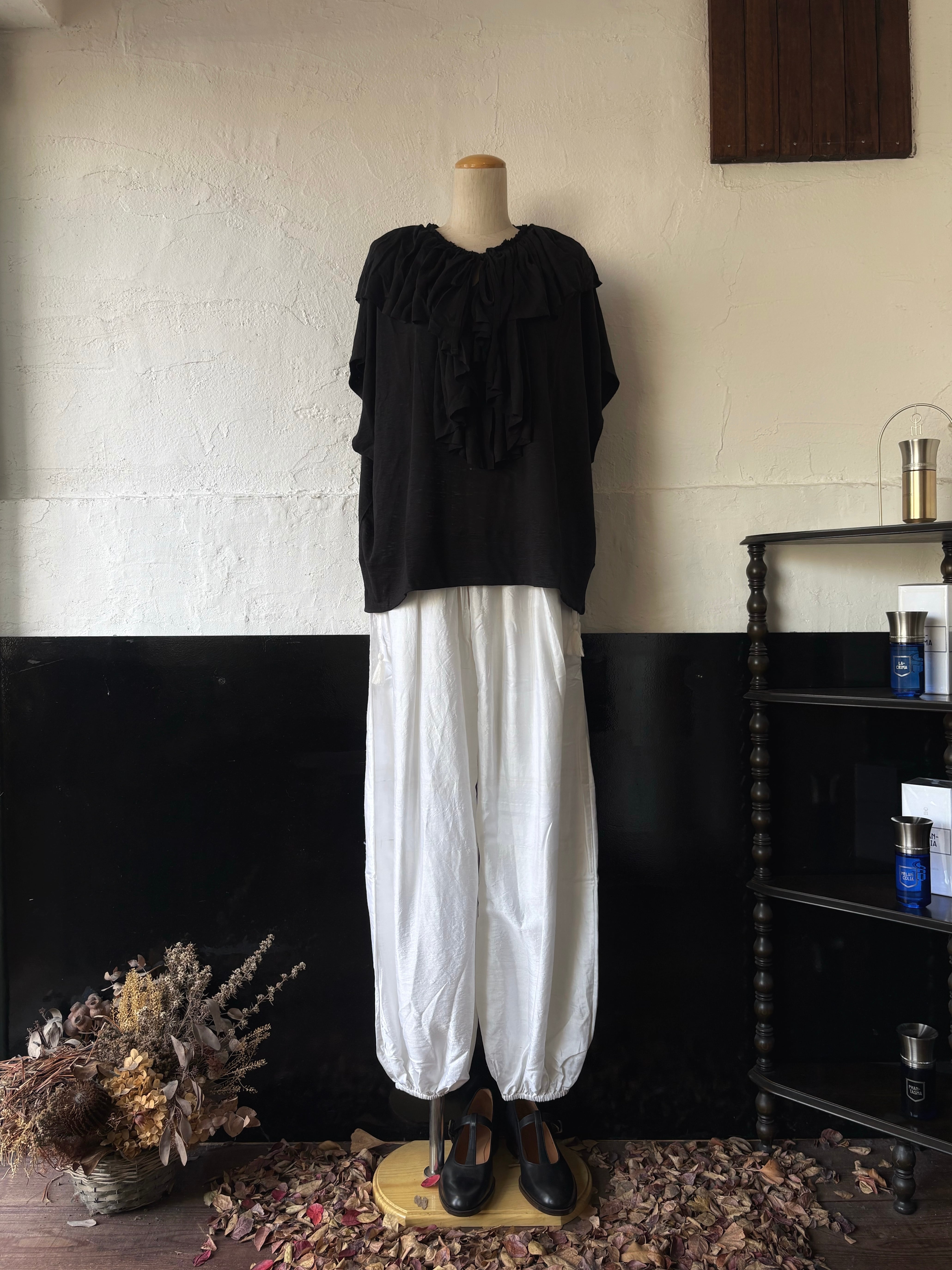 shida | TALE COCOON