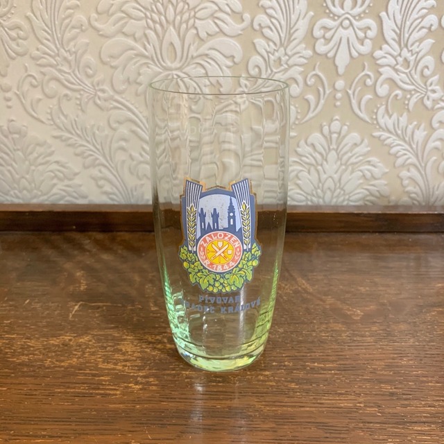 チェコ  グリーンのビアグラス
