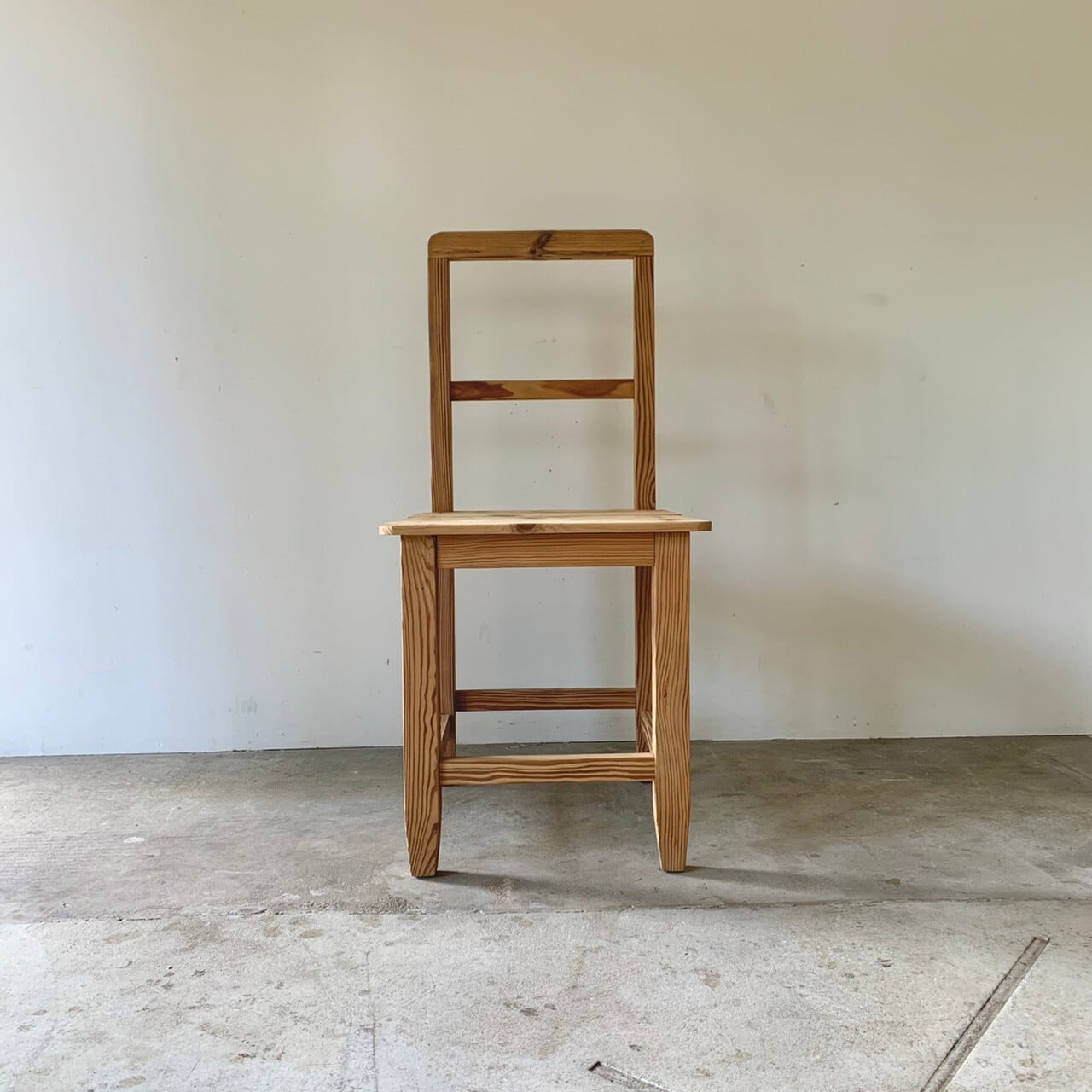 木の椅子　古家具　0743